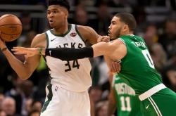 塔图姆回归赛场，比分优势明显首场状态亮眼，日本队观众沸腾！的简单介绍