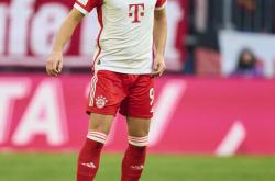 包含凯恩在TES比赛中逆转，势不可挡引发热议！的词条