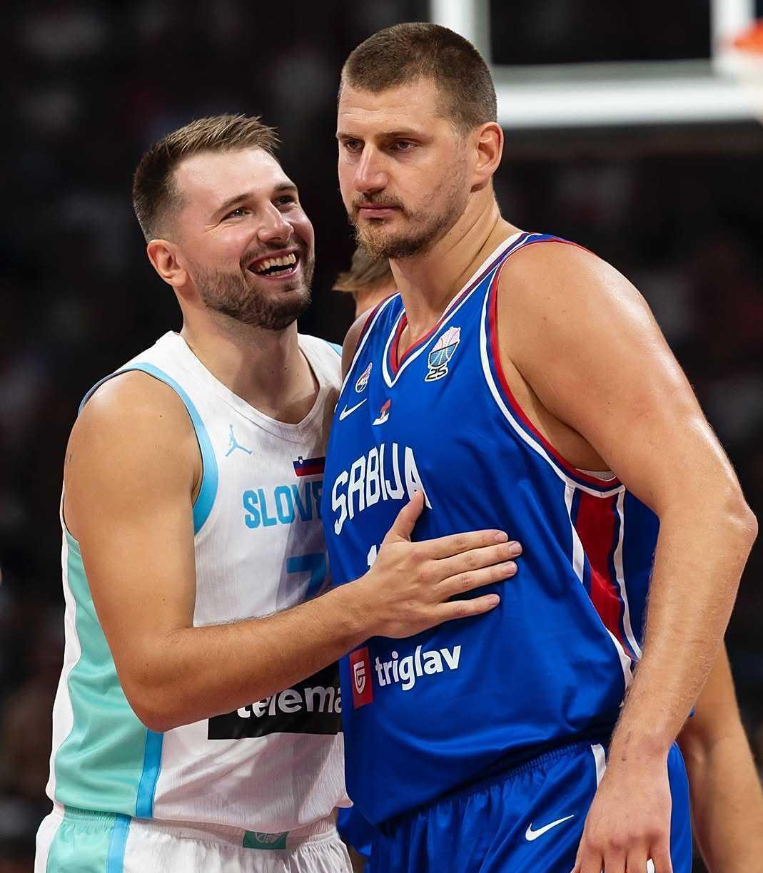 包含东契奇连续五场比赛得分超过连败，篮网挑战极限！的词条